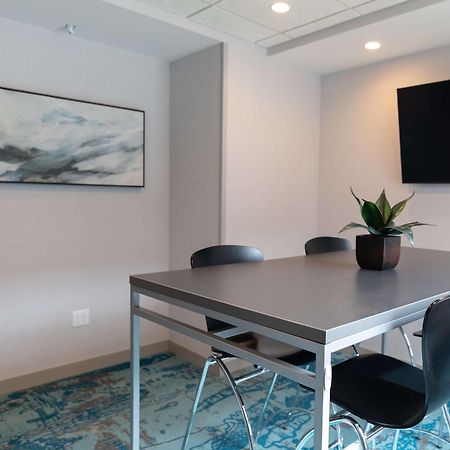 Hilton Garden Inn Des Moines Airport Dış mekan fotoğraf