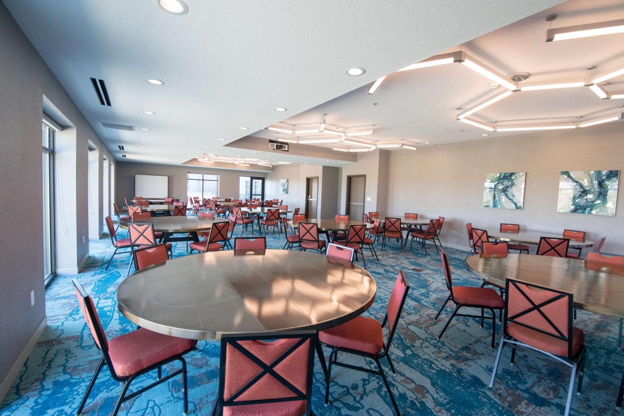 Hilton Garden Inn Des Moines Airport Dış mekan fotoğraf