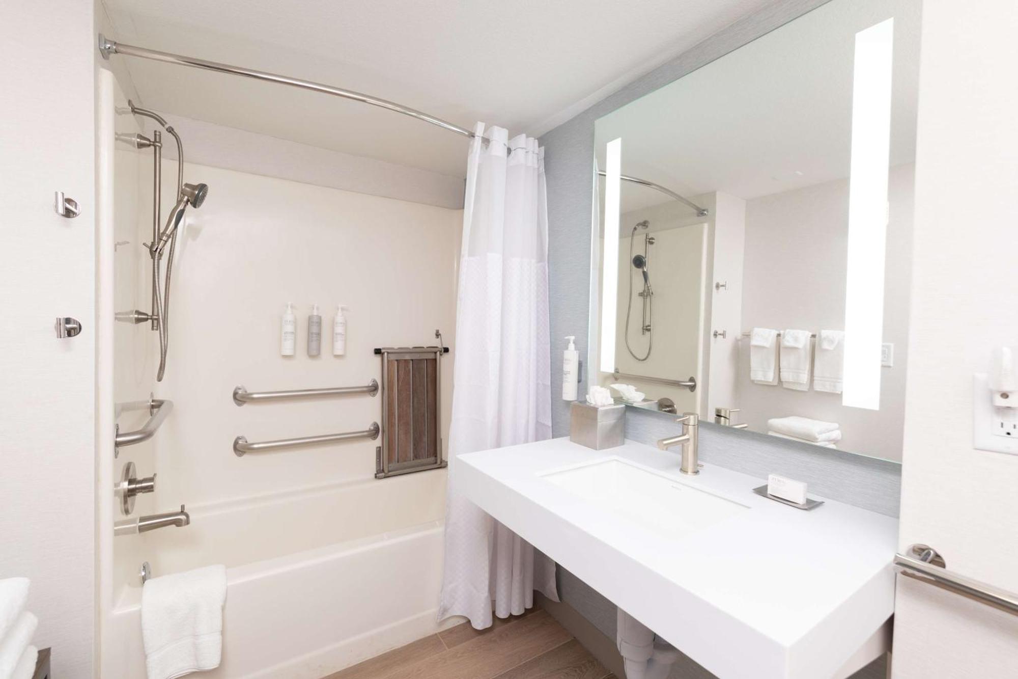 Hilton Garden Inn Des Moines Airport Dış mekan fotoğraf